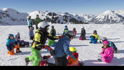 Schneesportlager sind wieder in. Foto: Go Snow