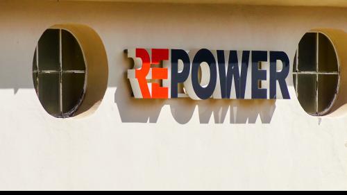 1978 wurde die Grischelectra AG zur Verwertung der von den Bündner Gemeinden und vom Kanton Graubünden  eingebrachten Energie gegründet. Seit 2000 ist die Repower energieverwertender B-Partner. Symbolbild: Jon Duschletta