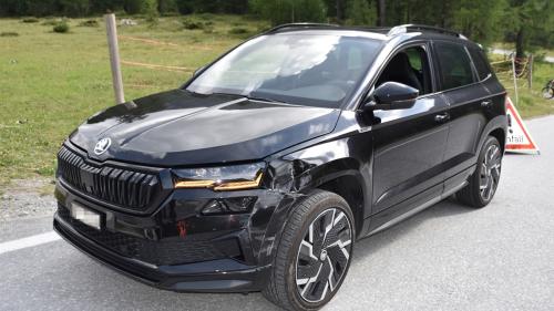 Das beschädigte Fahrzeug des Unfallverursachers.