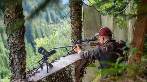 Tenor la ledscha da chatscha nu po üna suosta o post da chatscha gnir dovrà per durmir o sco magazin (fotografia: Livia Mauerhofer).