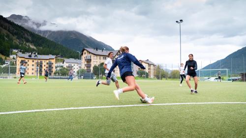 Die Schülerinnen und Schüler zeigten vollen Einsatz. Foto: Academia Engiadina