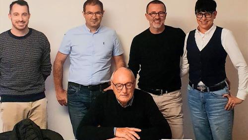 Il cussagl da fundaziun, da schnestra: Il jauer Gianluca Cologna, ils sursilvans Pius Degonda, Armin ed Iris Giossi e dimmez l’engiadinais Not Carl. fotografia: mad