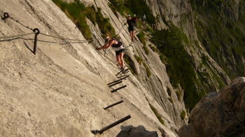 Mit positivem Denken Schritt für Schritt Berge versetzen! Fotos: Anne-Marie Flammersfeld