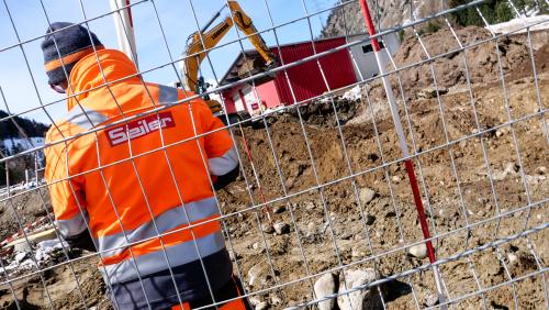 Das neue Steuerabkommen bringt nicht nur den Bausektor aus dem Lot. Diesen könnte es aber wegen seiner vielen Grenzgänger besonders hart treffen. Noch herrscht vor allem Unsicherheit. Symbolfoto: Jon Duschletta