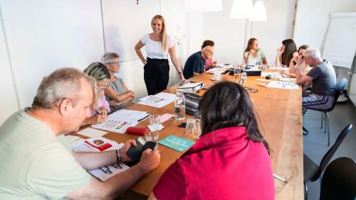 Gemeinsames Lernen im LernloftTREFF. Foto: Lernloft.ch