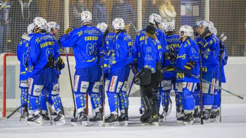 Der EHC St. Moritz gewinnt zwei Punkte gegen den EHC Kreuzlingen-Konstanz (Foto: Fotoswiss.com/Giancarlo Cattaneo). 