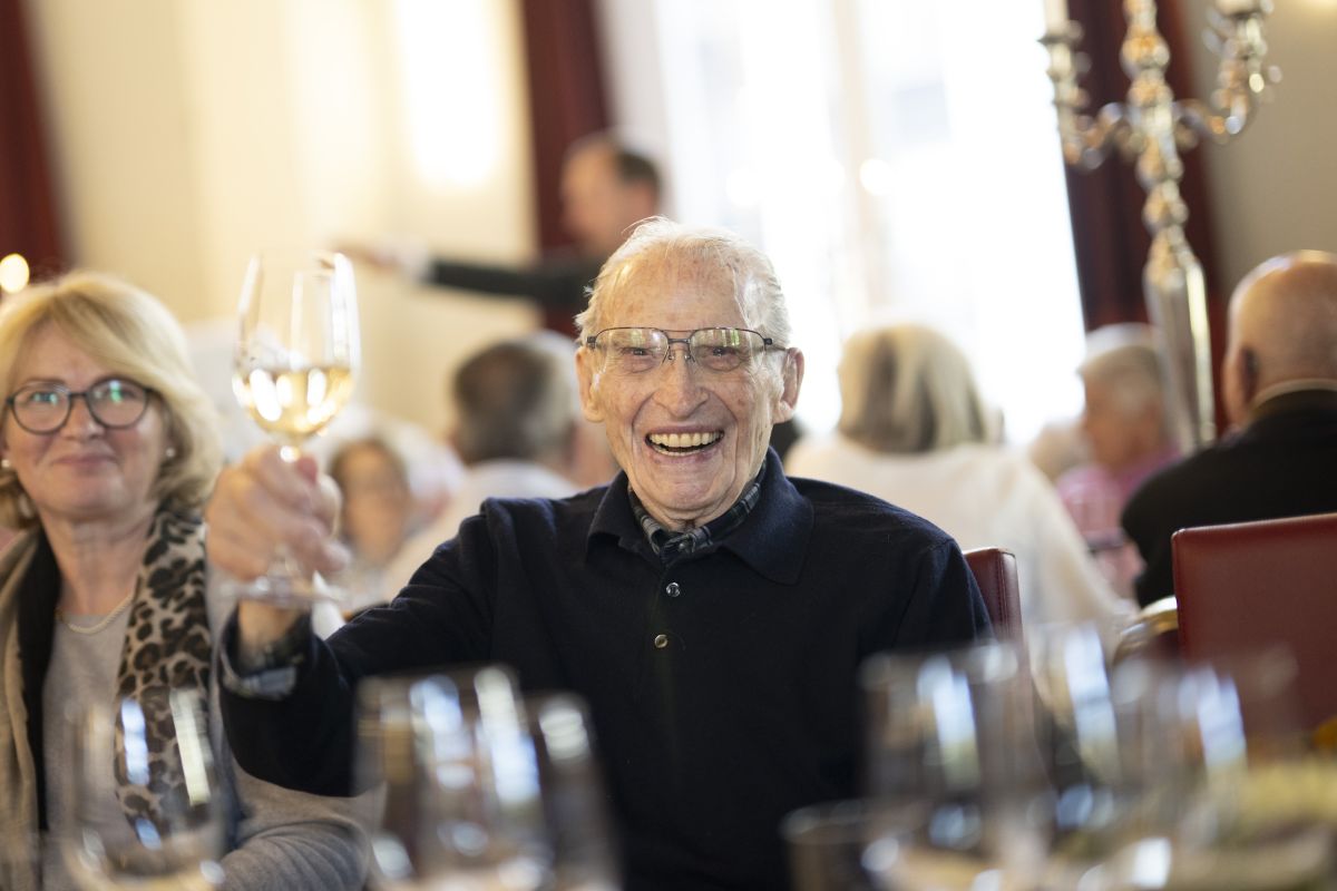 Ernst Kriemler ist mit 100 Jahren der älteste Teilnehmende.  Foto: Gemeinde St Moritz/Mayk Wendt